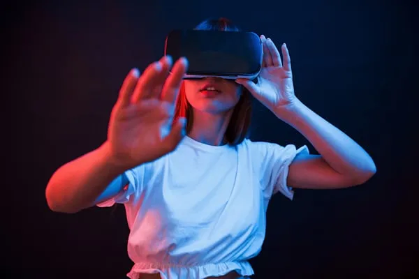 In 4 sessioni VR, il cervello comincia a sentire le ali come propri arti
