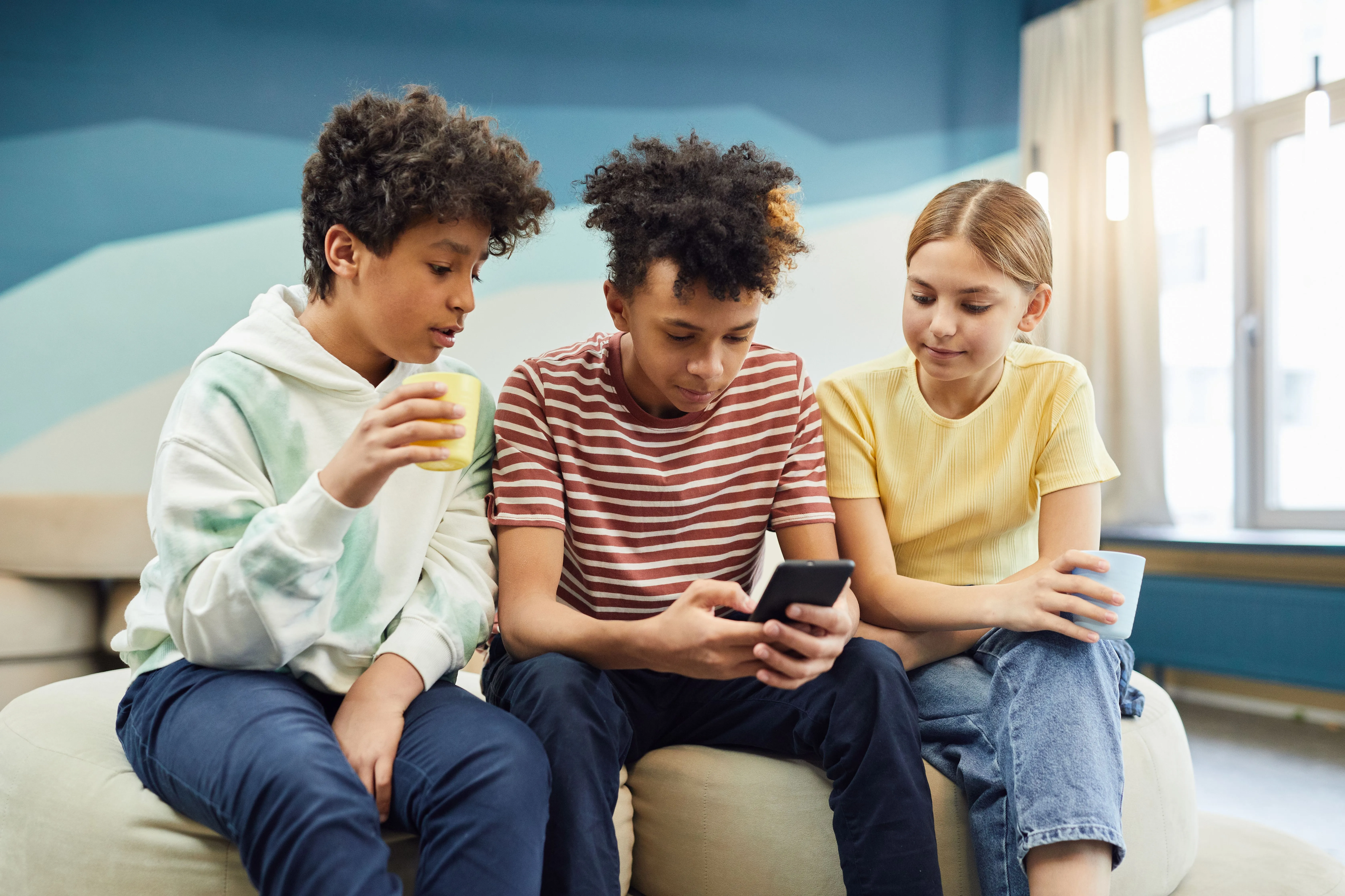In Australia l'85% degli under-16 usa ancora i social vietati