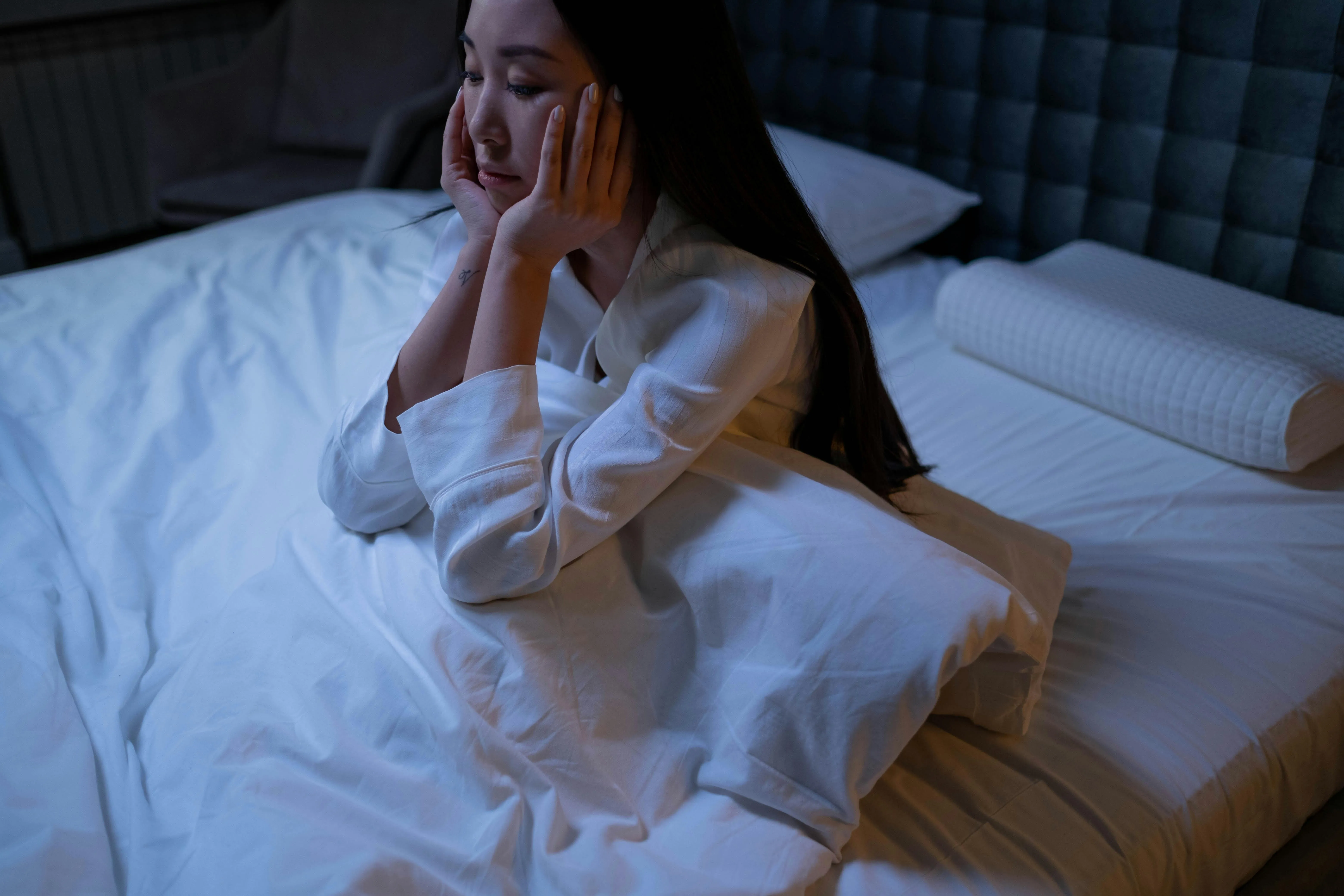 Insonnia cronica, arriva la proposta di legge per riconoscerla come patologia invalidante: cosa cambia per milioni di italiani