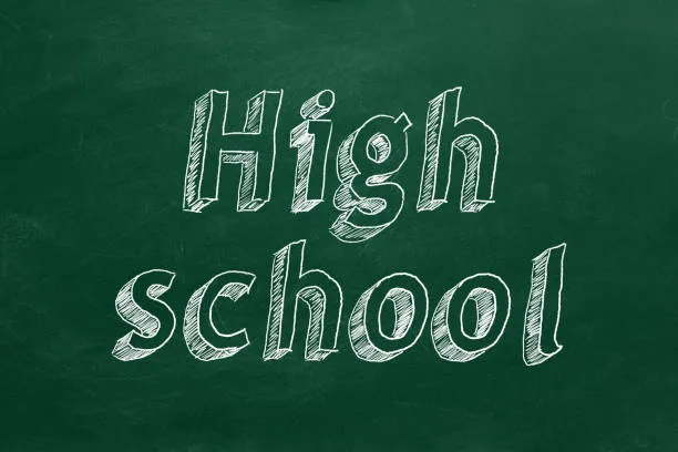 Iscrizioni scuole superiori 2026/27: il Classico perde ancora terreno, il Made in Italy resta un caso