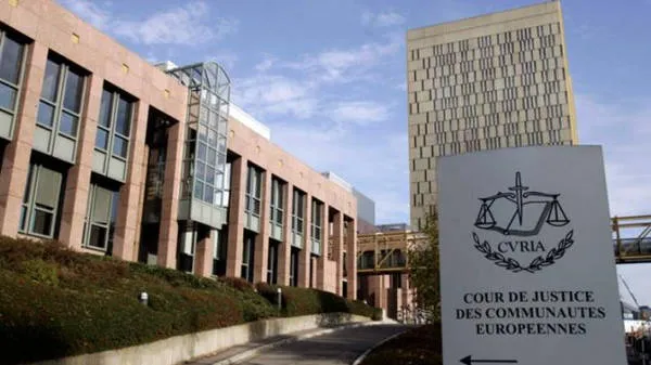 La Corte UE condanna il precariato ATA: MIM prepara decreto d'urgenza