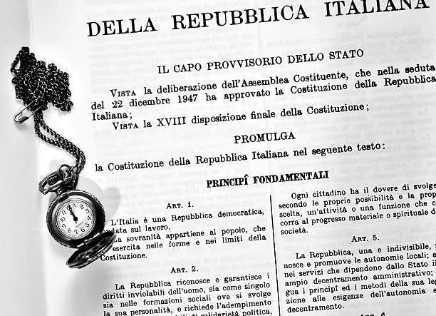 La Costituzione contesa e le 33 ore di civica in classe
