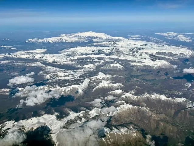 La crosta appenninica si stacca lentamente: cosa dicono i dati satellitari