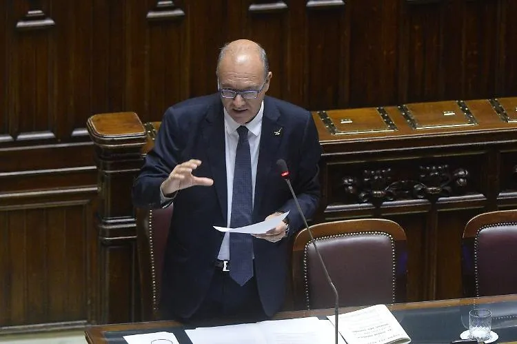 La Dispersione Scolastica scende all'8,2% : sotto la media UE per la prima volta. La soddisfazione del ministro Valditara