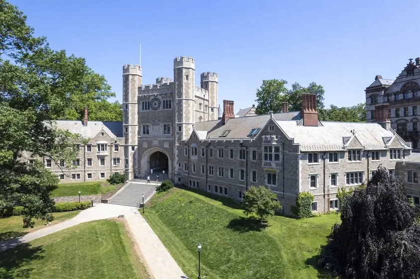 La fine del codice d'onore di Princeton: si torna a sorvegliare gli esami dopo 133 anni