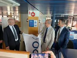 La nave Laura Bassi in porto a Trieste, ad accoglierla il ministro dell’istruzione Valditara, ora rotta verso l'Artico