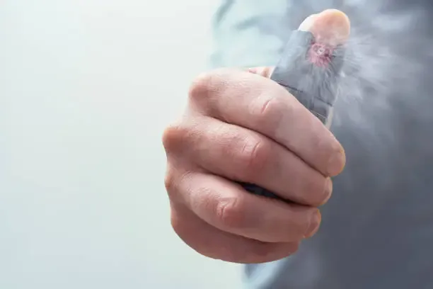 L'Aquila, scuola evacuata: il fenomeno spray irritanti tra studenti