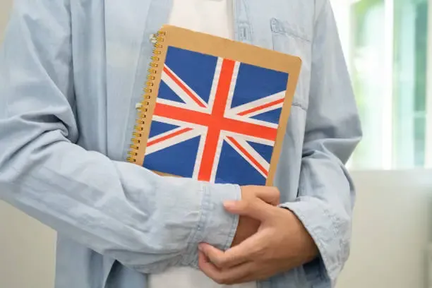 Le nuove opportunità della strategia IES del Regno Unito: un ponte strategico tra Asia e istruzione superiore britannica