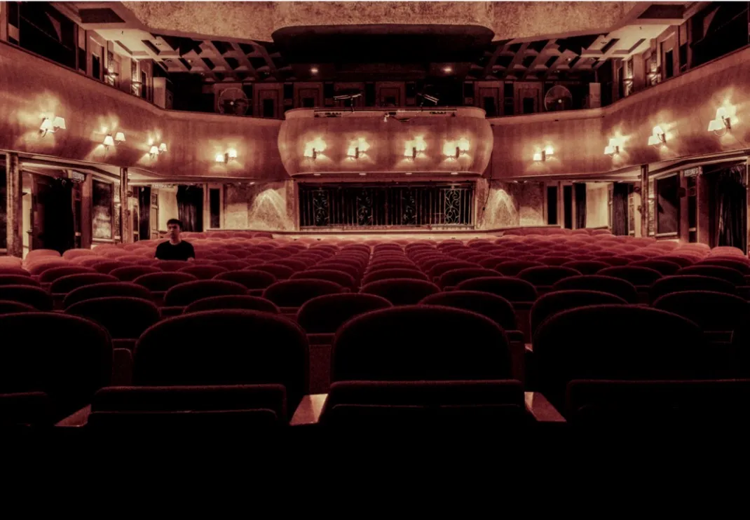 L'Eclissi del Futuro: La Povertà Educativa come Nuova Emergenza Sociale in Italia