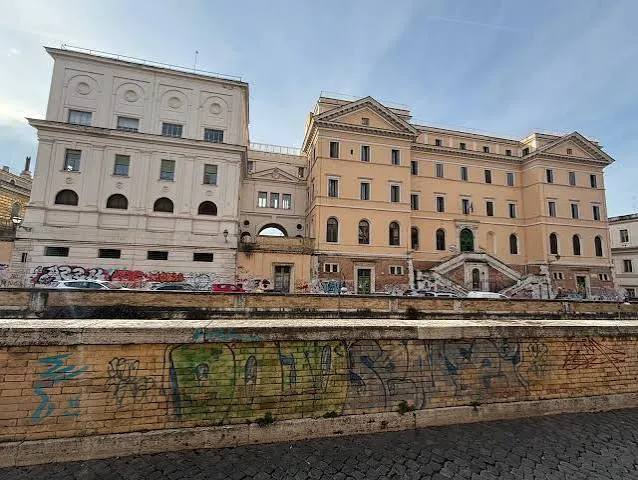 Liceo Cavour, cent'anni in un ex monastero: a Roma non è un caso
