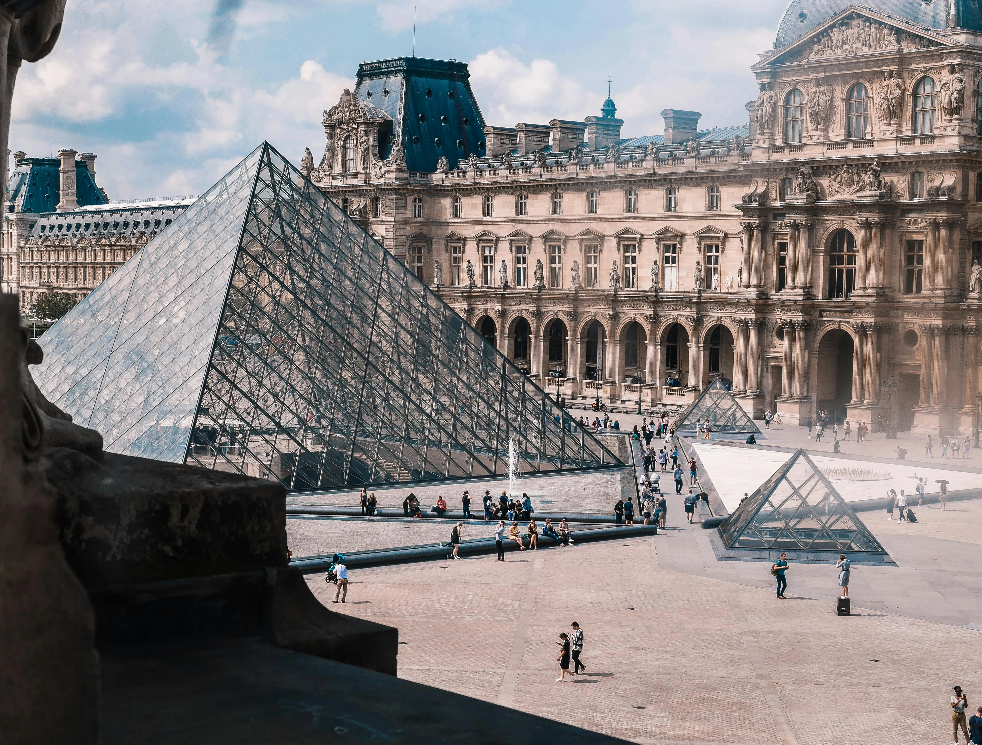 Louvre: Innovazione e Meraviglia, Sei Capolavori Riscoperti grazie alla Realtà Aumentata