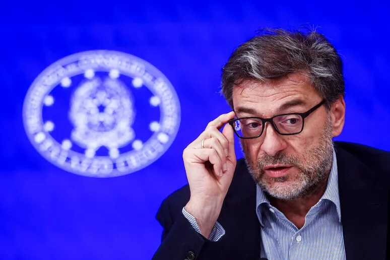 Manovra 2027: ok alla mini IRPEF per gli under 30, restano i nodi pensioni