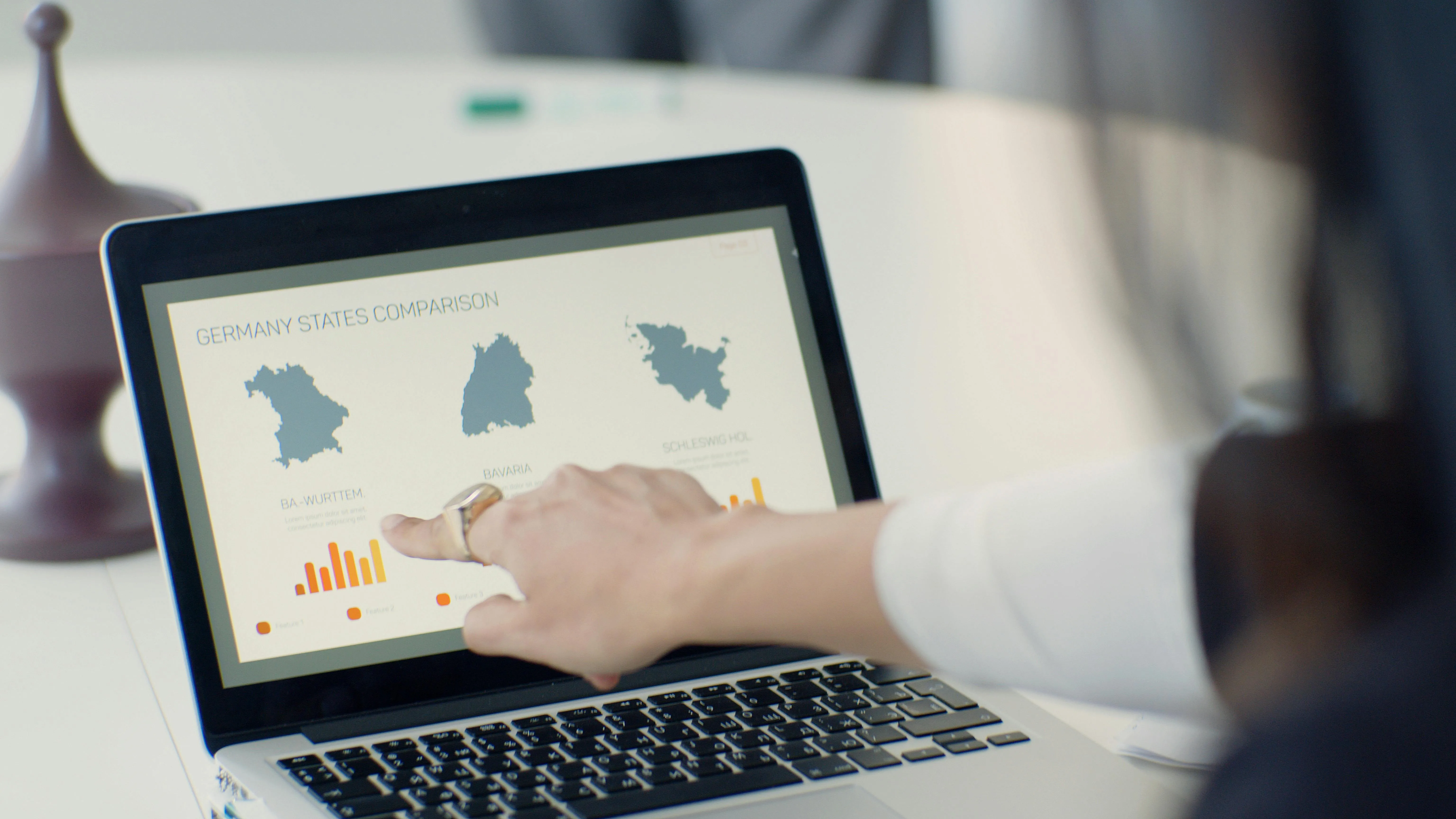 Mercato del lavoro in Italia: i numeri migliorano, ma il confronto con l'Europa resta impietoso