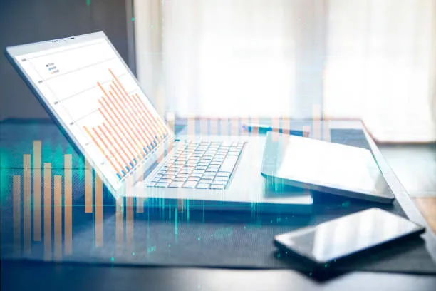 Mercato PC, IDC taglia le stime per il 2026: spedizioni in calo dell'11,3% e prezzi destinati a salire