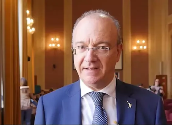 Assunzioni docenti 2025: Valditara annuncia copertura record dell'organico di diritto e novità per il sostegno