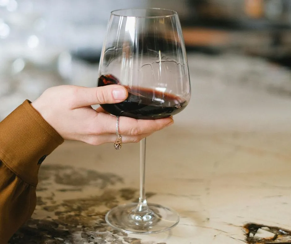 Mini-dealcolatore di vino: la tecnologia compatta che apre la strada alle cantine italiane