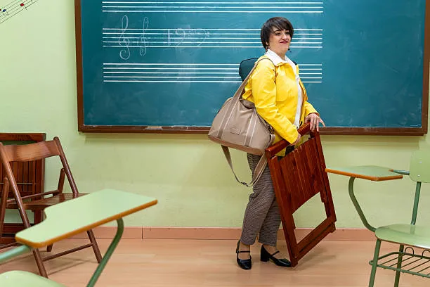 Mobilità scolastica 2026: date esiti per docenti, ATA e religione