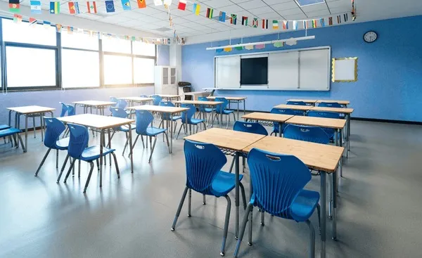 Scandalo nelle scuole paritarie pugliesi: docente precaria costretta a restituire lo stipendio per ottenere punteggio in graduatoria