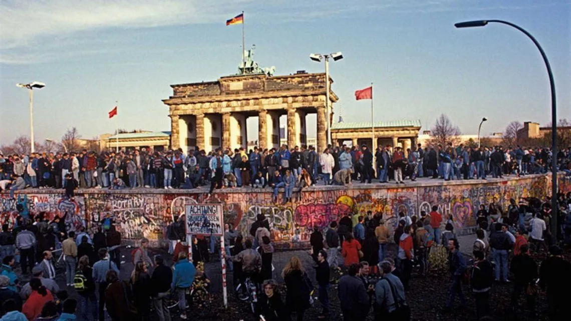 Stella 111 di Lutz Seiler: Identità, sogni e verità nella Germania in trasformazione