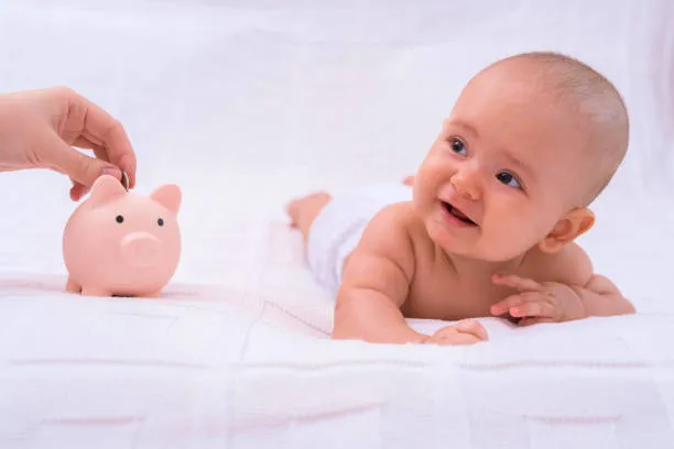 Un futuro previdenziale dalla culla: il nuovo fondo pensione per i neonati e il possibile contributo dello Stato