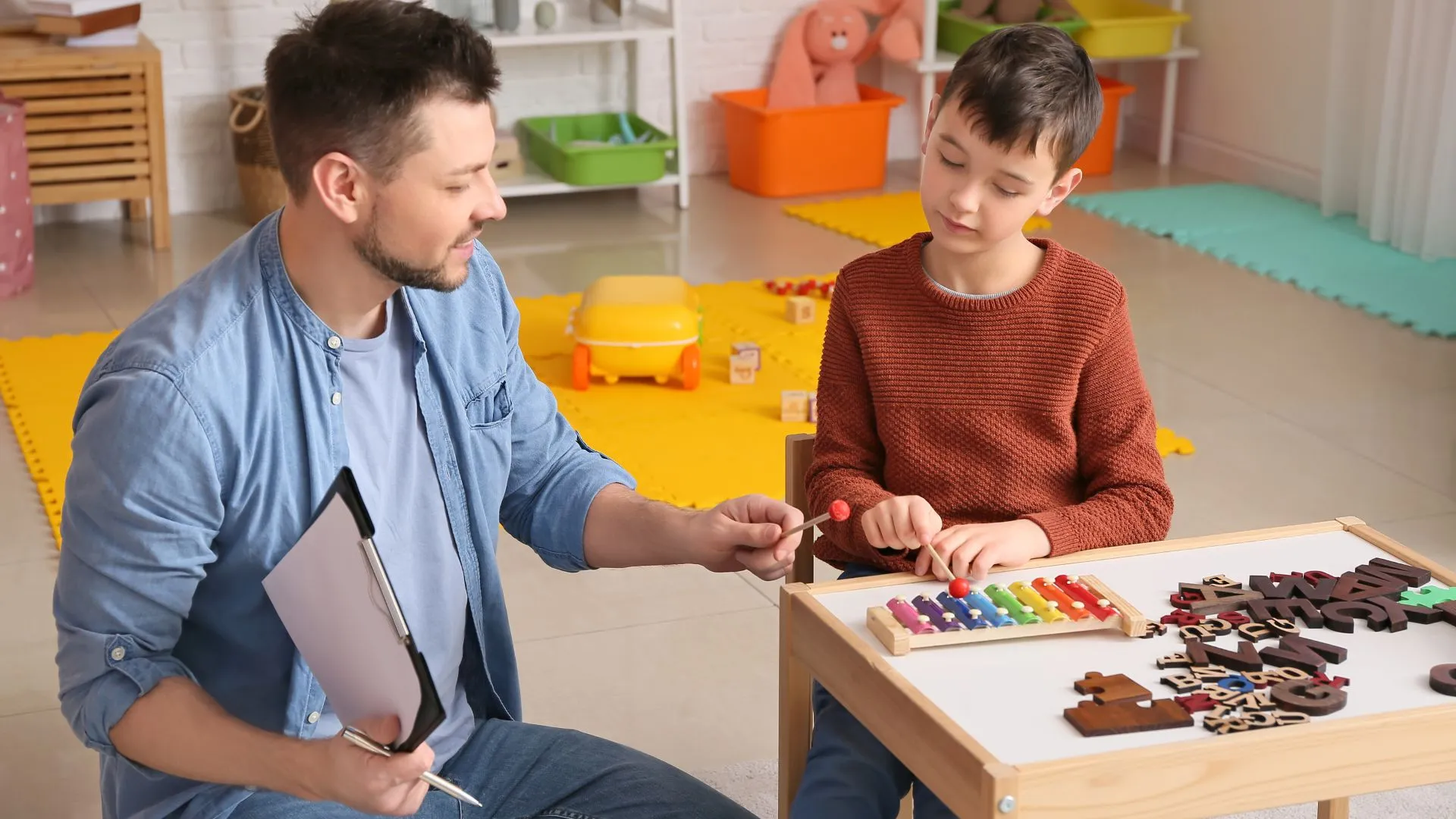 Nocera Inferiore, un bambino autistico di 11 anni ostaggio della battaglia legale: dalla prima media retrocesso in quinta elementare