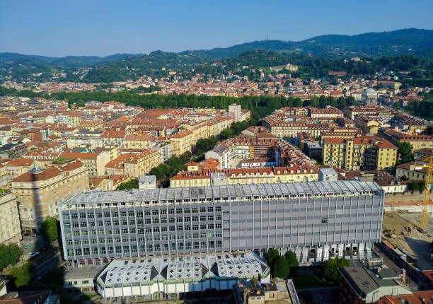Occupazione a Palazzo Nuovo: la protesta degli studenti contro la chiusura dell’Università di Torino