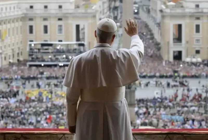 Ognissanti 2025 in Vaticano: Papa Leone XIV celebra la Messa e proclama Newman Dottore della Chiesa. Diretta su Rai 1 nell'Anno del Giubileo del Mondo Educativo