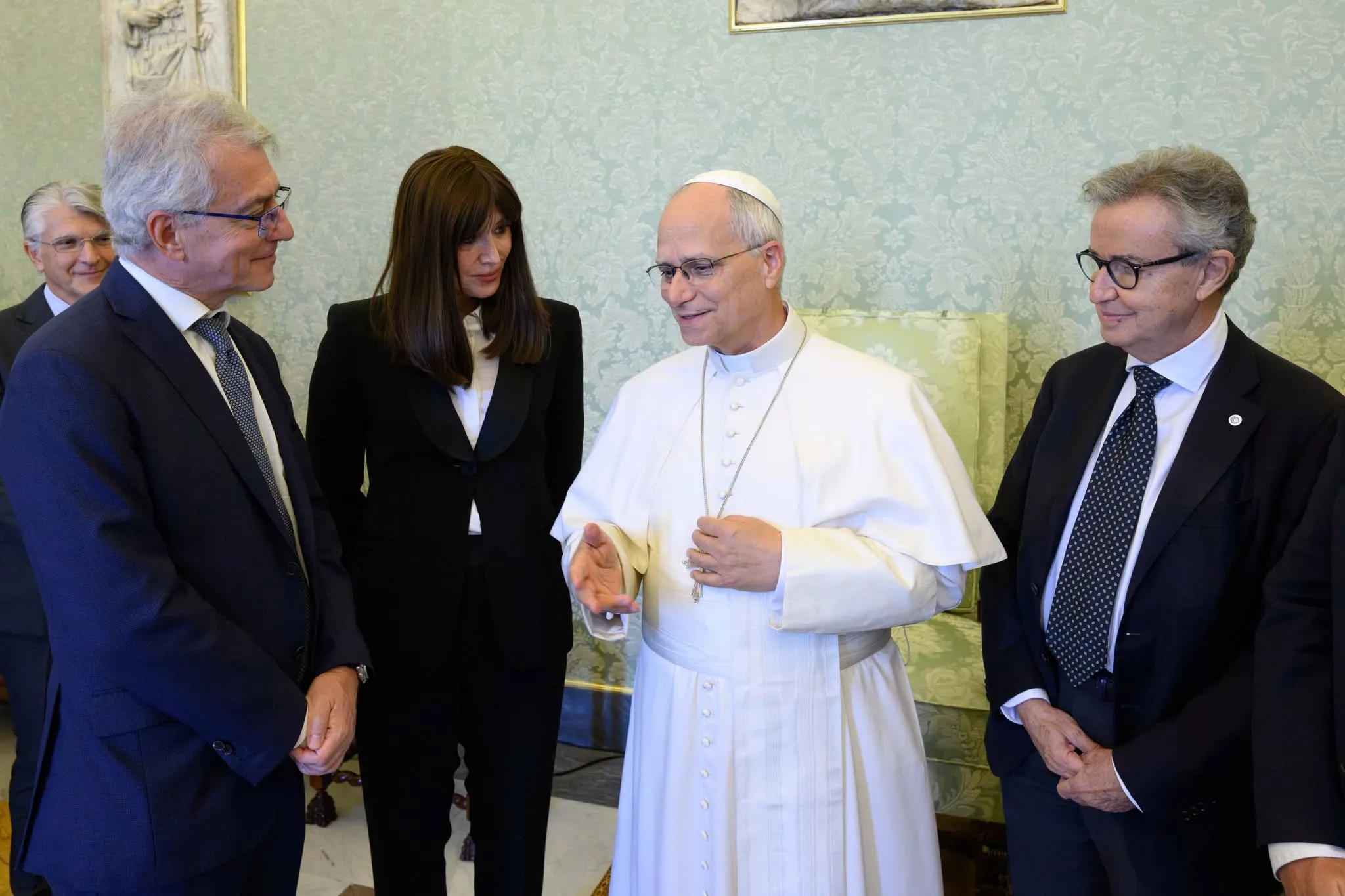 Papa Leone XIV riceve la ministra Bernini e i presidenti dei 16 enti di ricerca italiani