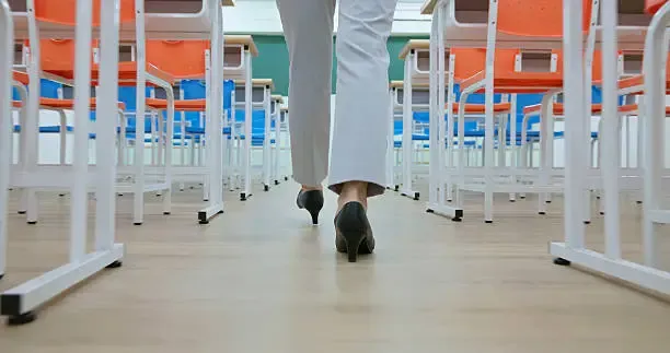 Percorsi abilitanti 2025/26, il MUR autorizza ulteriori posti: ecco le università e le classi di concorso coinvolte