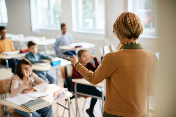 Permessi ATA a tempo determinato: la trappola dei 6 giorni non retribuiti