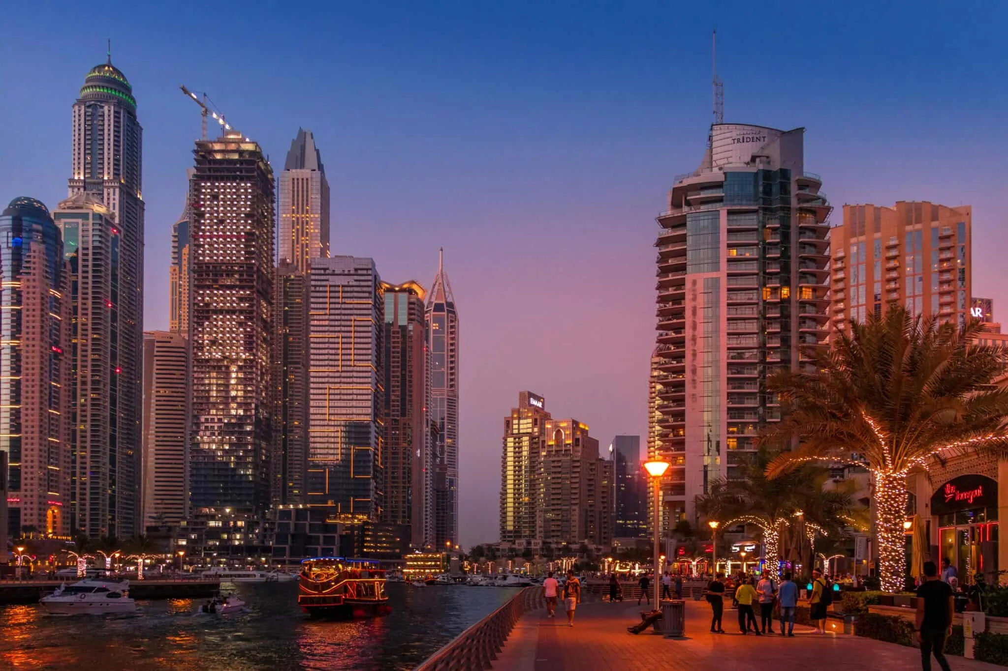 Educatori degli Emirati Arabi Uniti: Competenza Globale dalle Aule Russe