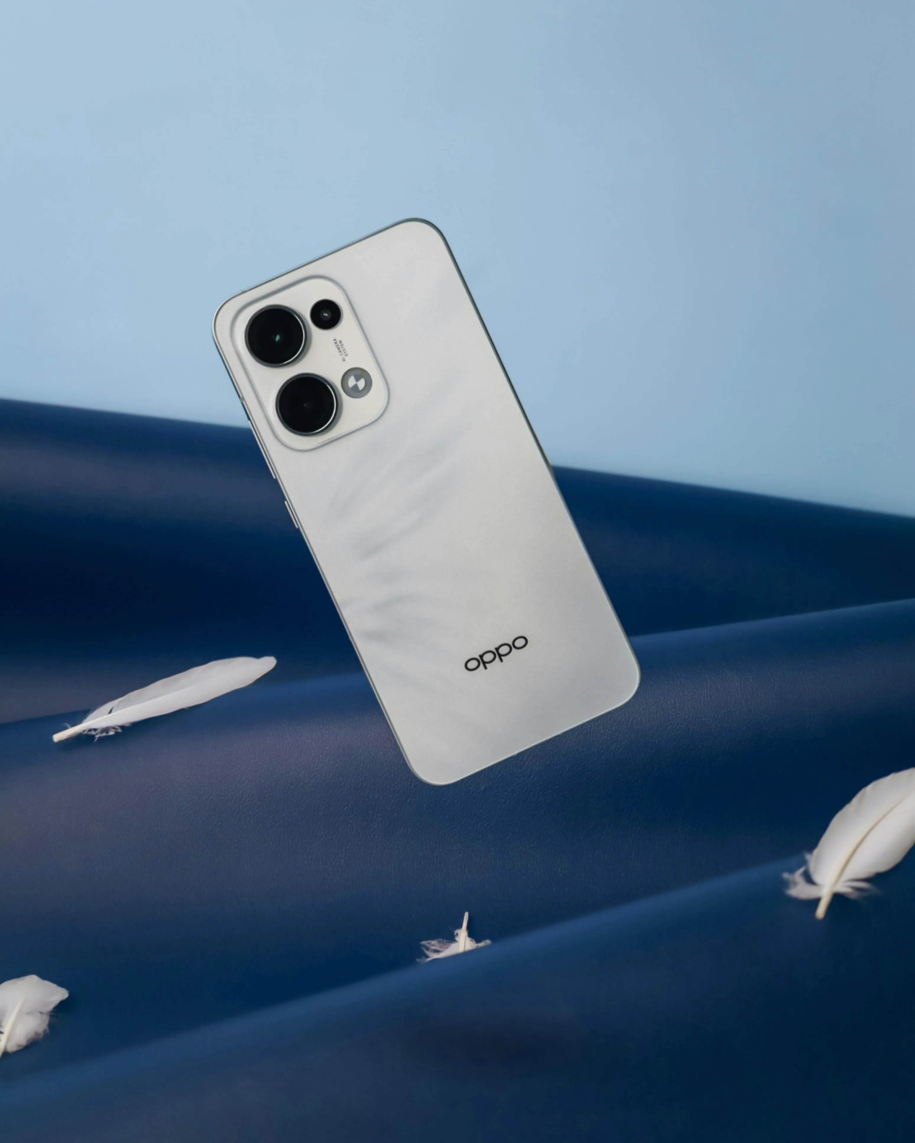 Oppo Reno15: la nuova serie debutta il 10 novembre in Cina con fotocamera da 200 MP e specifiche da top di gamma