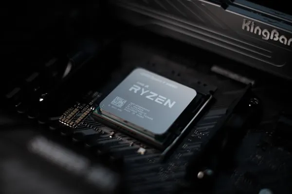 AMD Ryzen 7 9850X3D: Tutto sul nuovo processore confermato per errore e le differenze con il 9800X3D