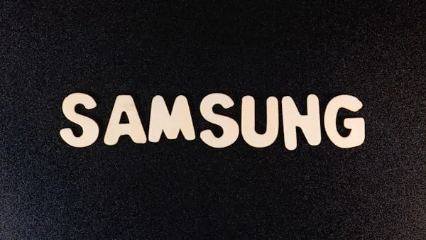 Samsung Galaxy S26: nessuna rivoluzione per i pannelli AMOLED, ma strategia volta all’efficienza