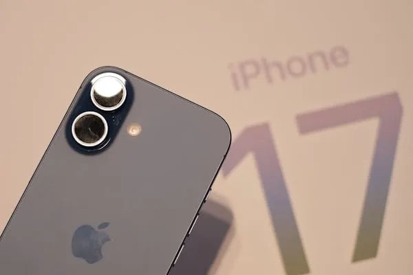 Apple verso un 2025 da record trainata dagli iPhone 17: crescita storica delle spedizioni nel mercato globale