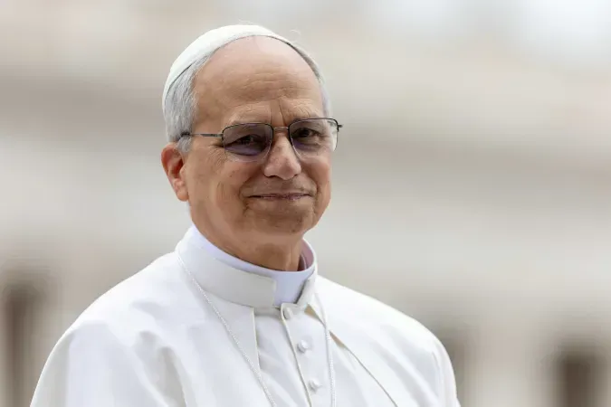 Celebrazione Mondiale per il Primo Compleanno da Pontefice di Papa Leone XIV: Un Giorno di Auguri e Affetto