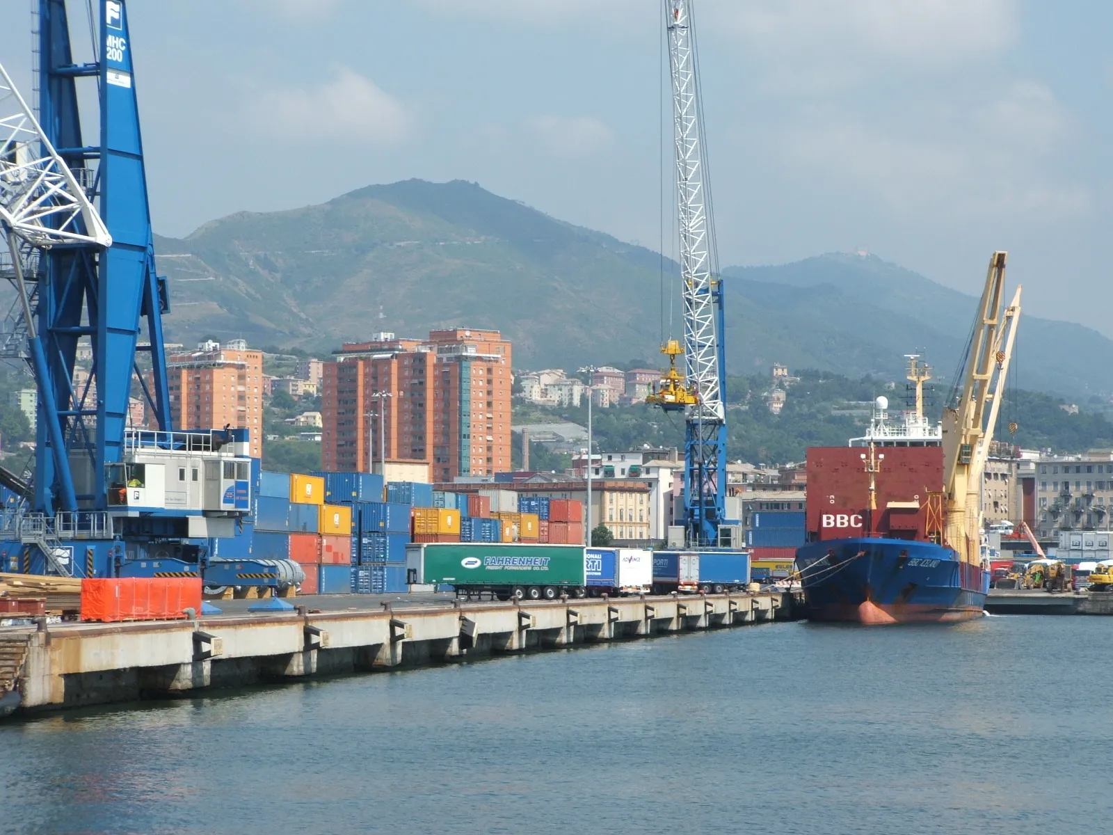 Porti italiani: snodi strategici per lo sviluppo infrastrutturale e la crescita economica nazionale