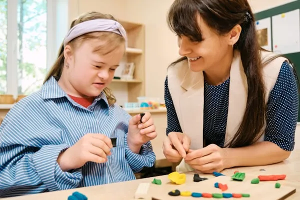 Inclusione scolastica 2025: 328mila euro agli USR per studenti con disabilità e BES – Modalità di distribuzione e criteri del nuovo decreto