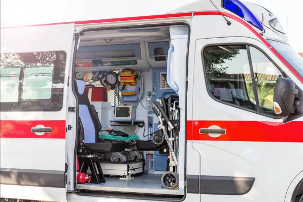 Prof accoltellata a Roma: aggressioni ai docenti triplicate dal 2018