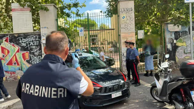 Professoressa accoltellata a Roma da uno studente di 13 anni