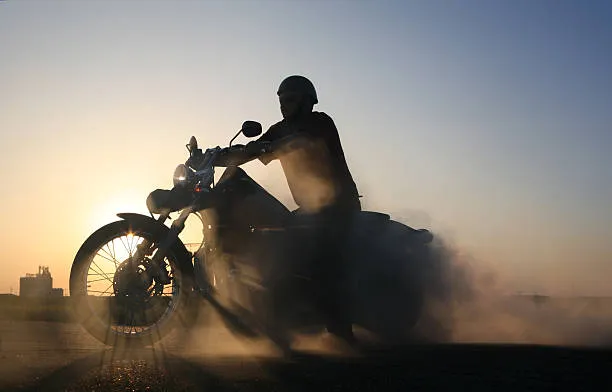Project Silhouette 2026: 4400 km da Galeata a Marrakech in moto
