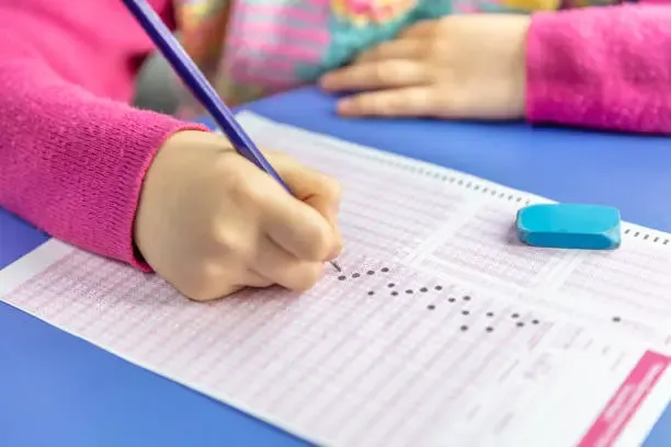Prove INVALSI di primaria: il lavoro dei docenti fuori da ogni contratto