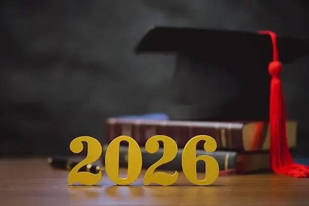 Rapporto AlmaLaurea 2026: Italia in ritardo sull’occupazione femminile nel settore tecnico-scientifico