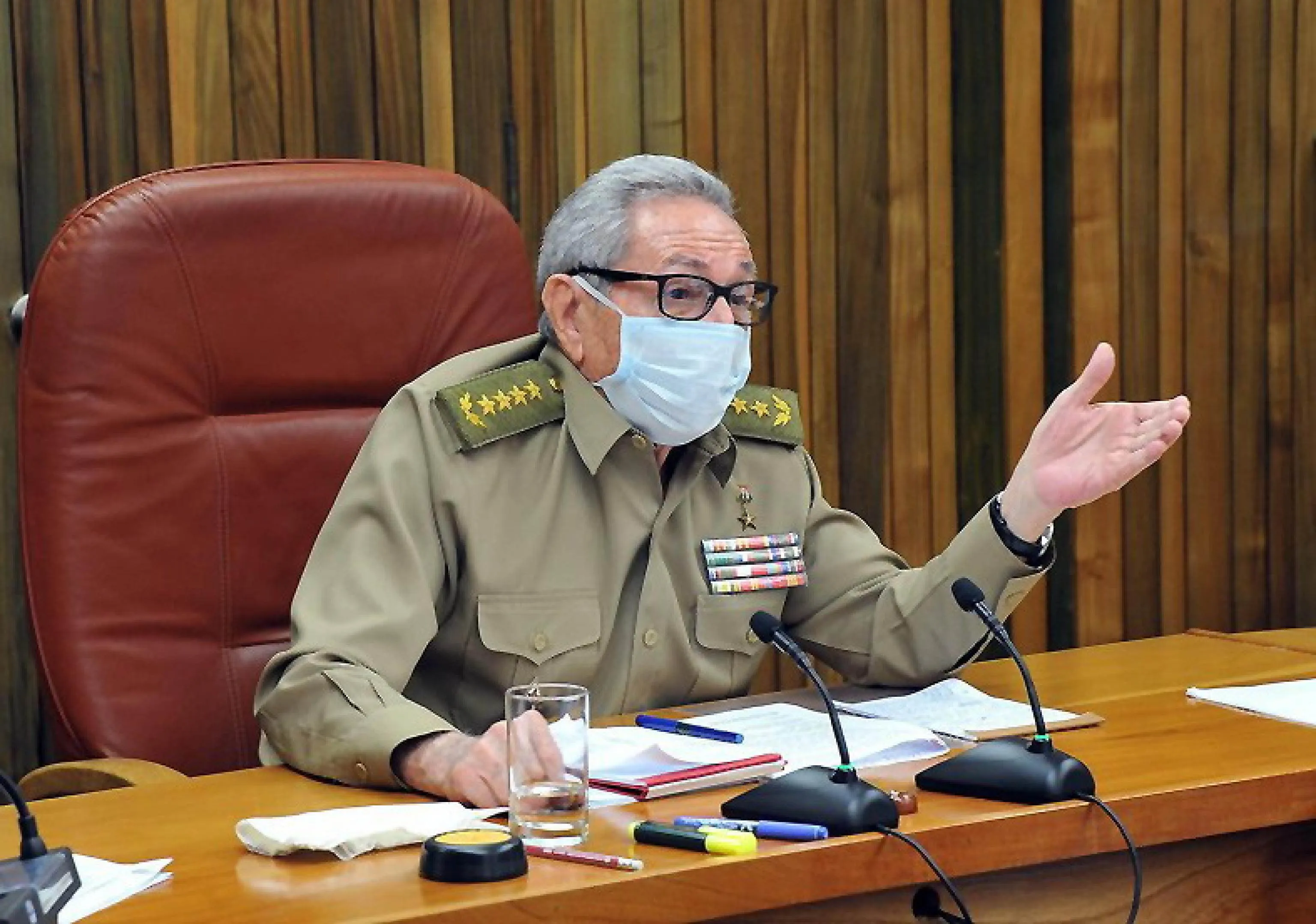 Raul Castro riappare in TV: dietro la voce un montaggio Instagram