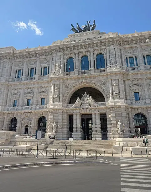 Responsabilità scolastica: i due criteri per il risarcimento