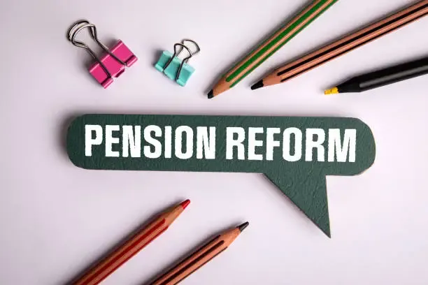 Riforma pensioni scuola 2026: le novità sulla finestra pensionistica anticipata e i risultati degli studi su burnout e condizioni lavorative