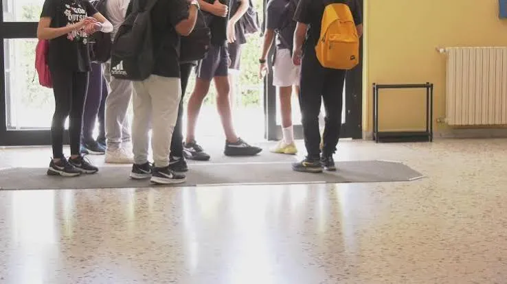 Rinvio scuola in Sicilia: cosa puo' davvero decidere l'autonomia scolastica