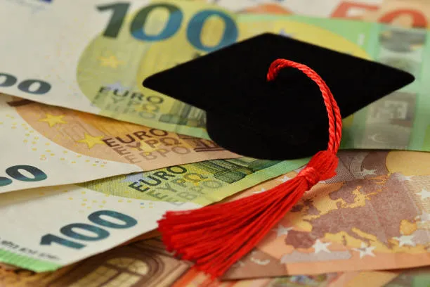 Riscatto della Laurea e Pensione: Quando Conviene Davvero? Analisi di Tre Casi Concreti