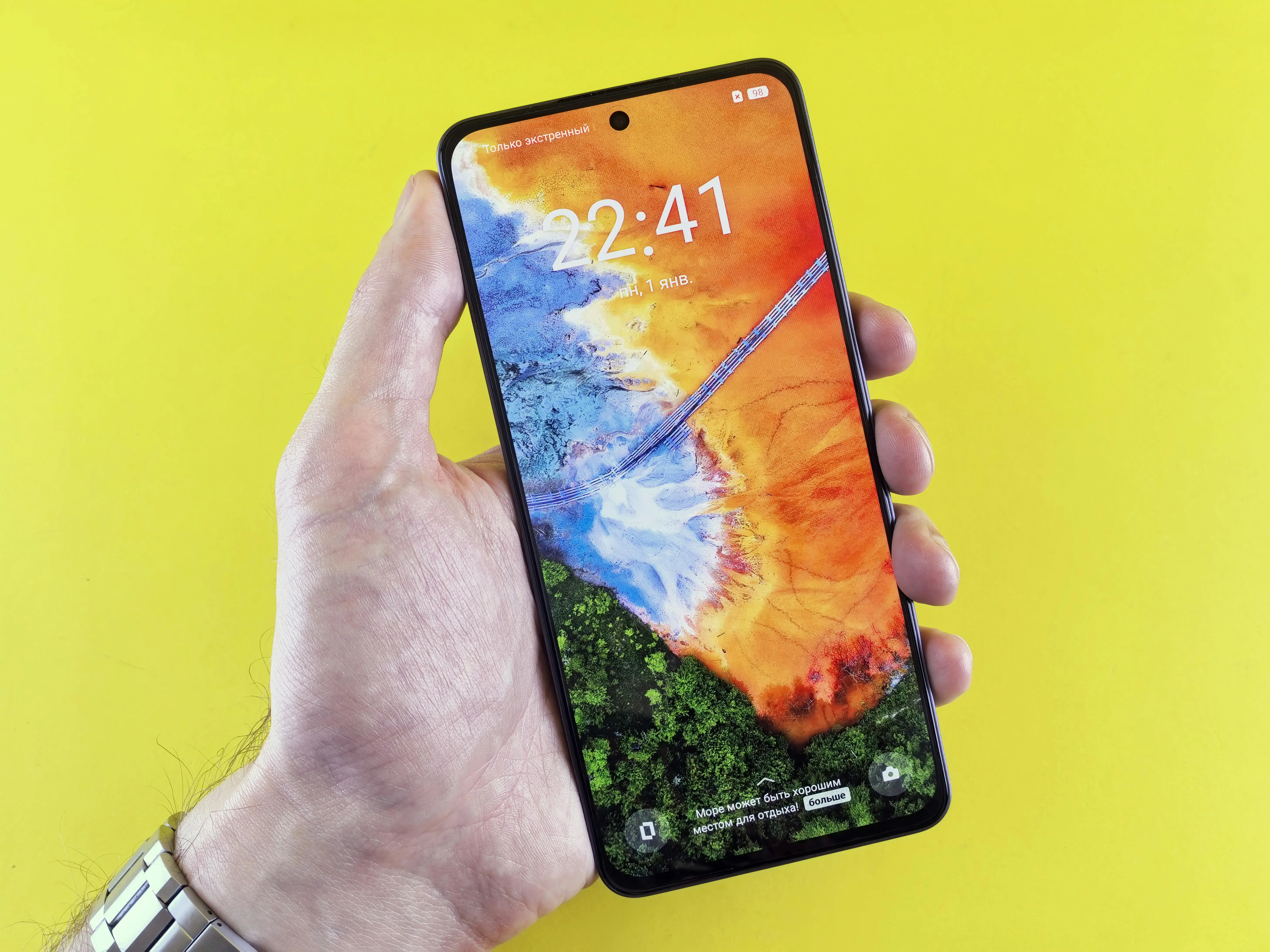 Samsung Galaxy A57: Nuovo Display OLED Cinese per Fronteggiare la Crisi delle Memorie e Contenere i Costi