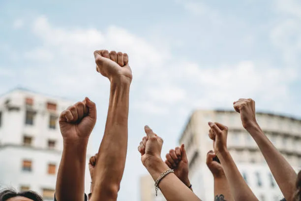 Sciopero generale 18 maggio 2026: lezioni a rischio nelle scuole italiane